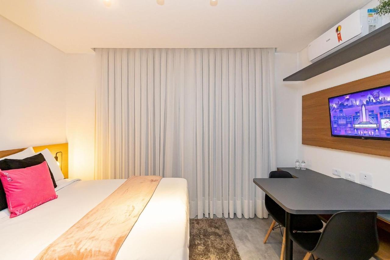 Housi Brickell One - Hbo0408 *